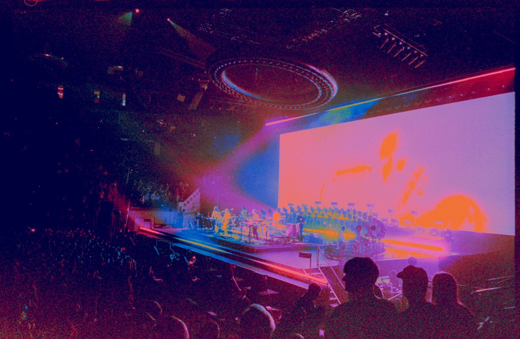 whosgotcartier's tweet photo. Tame Impala shot on 35mm film https://t.co/PphpSj1snW