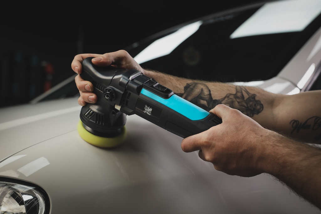 AutoFinesse's tweet photo. The MPX Dual Action Polisher - the compact unit that packs a punch when it comes to slaying swirls...
https://t.co/OnVvhUuvii
#autofinesse #machinepolisher #paintcorrection #swirlmarks #detailing #TeamAF #theartofdetailing #detailersfuel https://t.co/TWJOC1i7wc