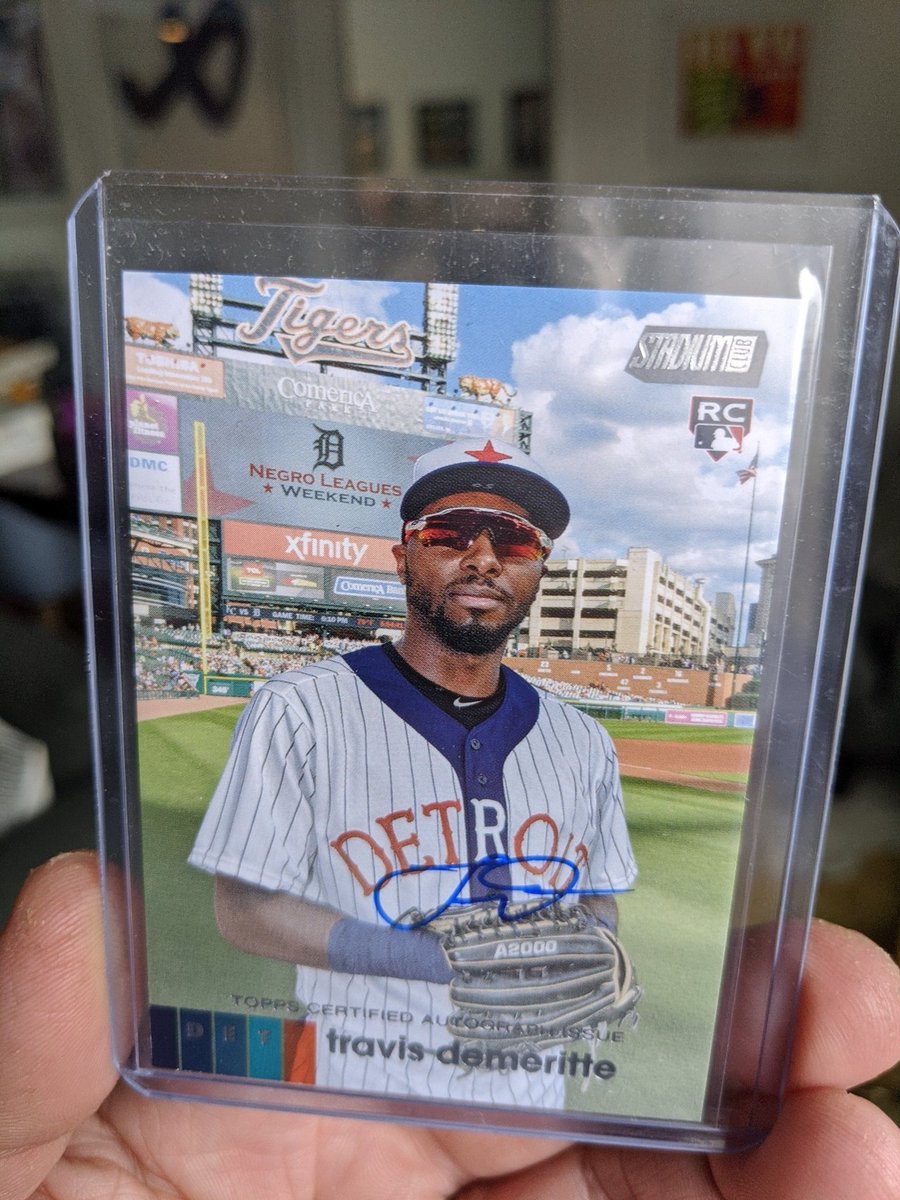 HitsNiks's tweet photo. 26 years old.
This year's minor league stats.
#NiksHitsStackSaleBraves 
#Braves #NiksHitsStackSaleTigers 

#TravisDemeritte #rookiecards auto

$5 PWE 
@CardboardEchoes https://t.co/iRT210i7x1