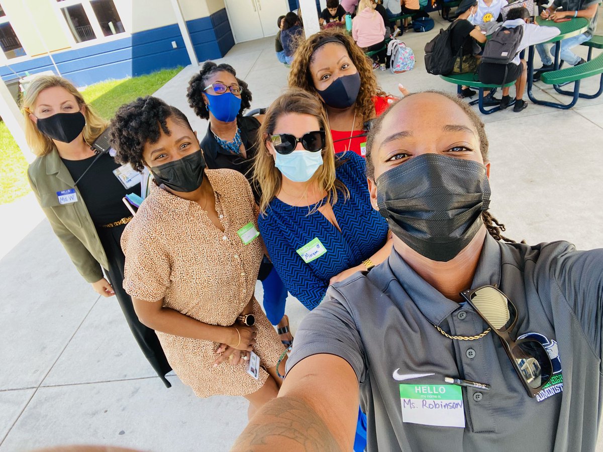 It’s Start With Hello Week at Sumner! This initiative started with the Sandy Hook promise to end social isolation on school campuses. Today we’re wearing name badges and introducing ourselves to people we don’t know! So proud of our Stingrays #startwithhellosumner <a href="/HCPS_SumnerHS/">Sumner High School</a>