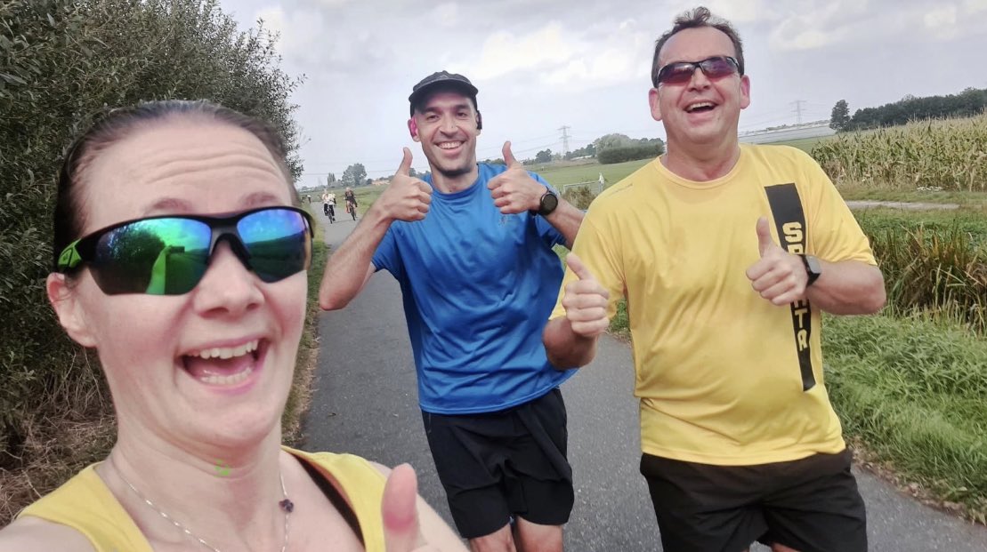 ECarneroRojo's tweet photo. Yay! Yesterday I completed my first half-marathon ever!!! 😃👟🏃🏻💪🏻 #NNCPCLoopDenHaag #NNRunningDay With beautiful weather 🌤🌳 and the priceless support of my #avSparta colleagues 🤗 #youneverrunalone May this half-marathon be one of many more in the future! 🥳 https://t.co/7fAFuQDuZd
