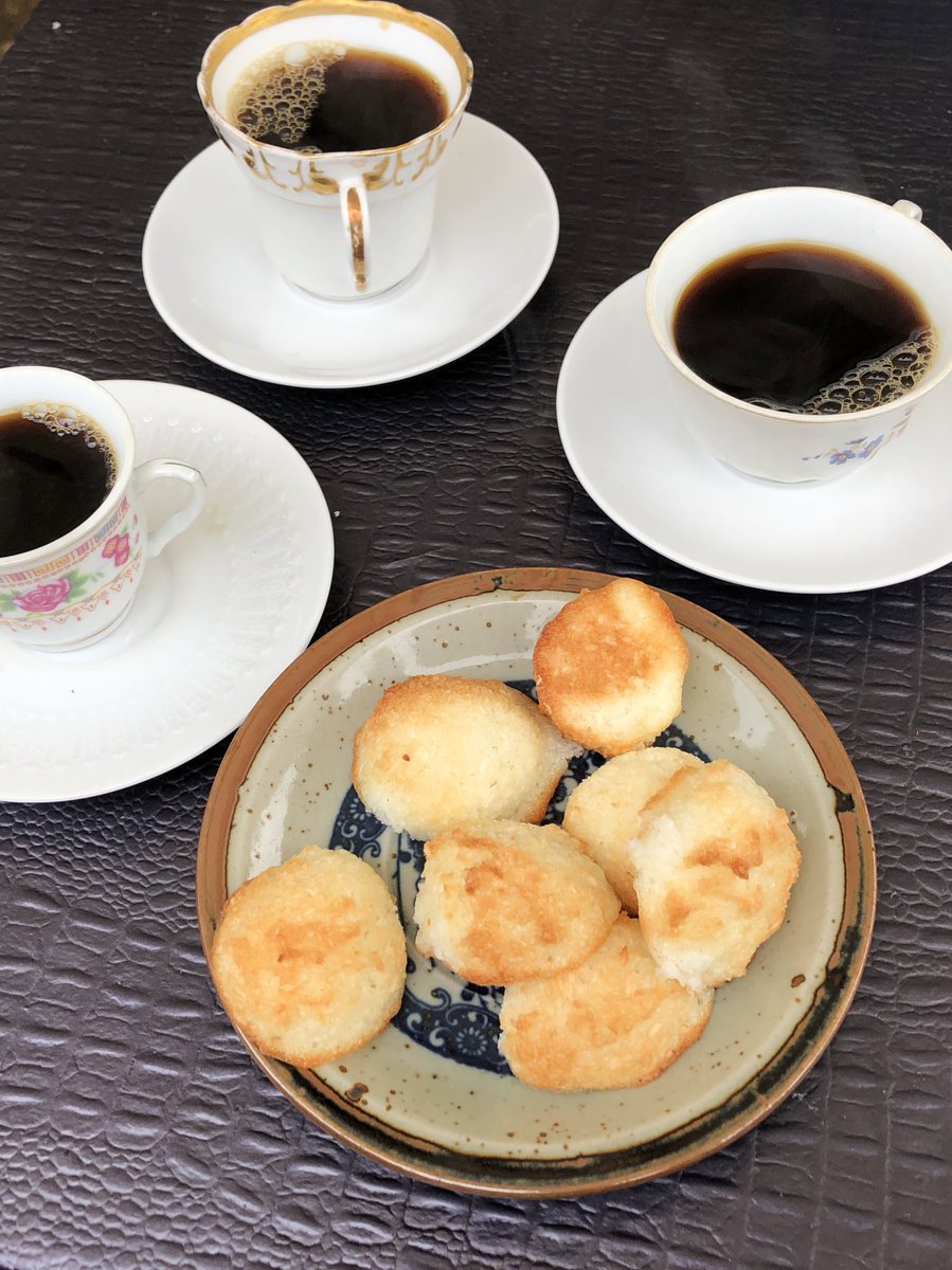 pagkei's tweet photo. 賄いランチ😍
夜もワイナリーにお誘い頂いたので一度ステイ先に戻ってお着替えして少しおめかしして出掛けます。0時まで飲み続けるらしい🍷🍾
#ブルゴーニュ #葡萄畑 #Vendage #Maranges #食いしん坊 #ワイン https://t.co/F15hrmItDz