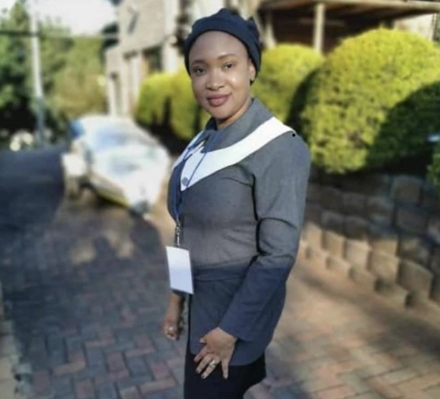 JUSTICEFORTEBO's tweet photo. On the 14th of May 2020 around 17:00 Tebogo was allegedly brutally murdered by her husband, shooting her with 11 bullets. Tebogo was declared dead on the scene and the husband was granted bail  for R10 000. https://t.co/gq4ohFVo8U