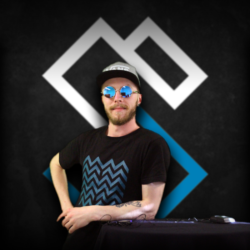 Trailblazersin striimitiimi täydentyy, toivottakaa tervetulleeksi <a href="/sk4vu/">Ville -Sk4vu- Nuopponen</a> !

Savonlinnalaisstriimaaja lupaa lähetyksissään huonoja vitsejä, hauskoja hetkiä ja hyviä keskusteluja!

Loput esittelystä ja linkit sisältöön löydät: trailblazers.gg/striimaajat/