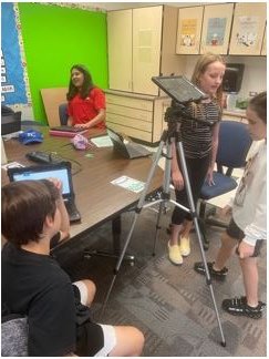 jtlyons506's tweet photo. We started our molecules and states of matter stop motion videos today.  So far, so good :0)  #STEAM #StopMotion @SVViperPride https://t.co/76NOwOhoP3