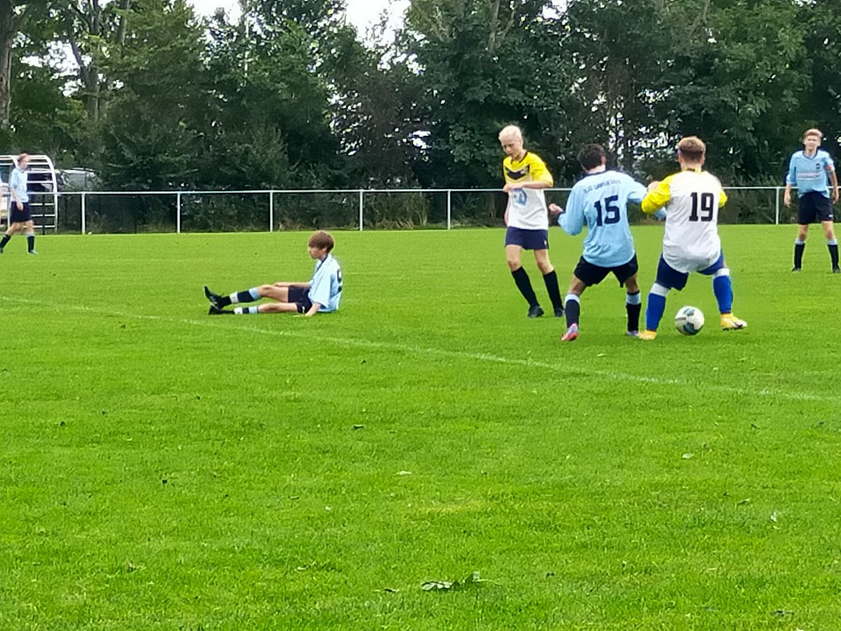 De wedstrijdverslagen en foto's van Warga 1 - Langweer 1 en WargaWWS JO 17-2- Rijperkerk/Suawoude JO 17-1 staan nu op vvwarga.nl
