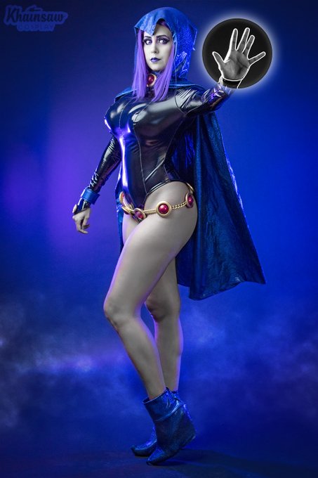 Normal vs lewd Raven cosplay! I'm sure I can guess the favorite version for most of you. :P https://t<a href="/tag/cosplay"class="tags"><span>#cosplay</span></a>