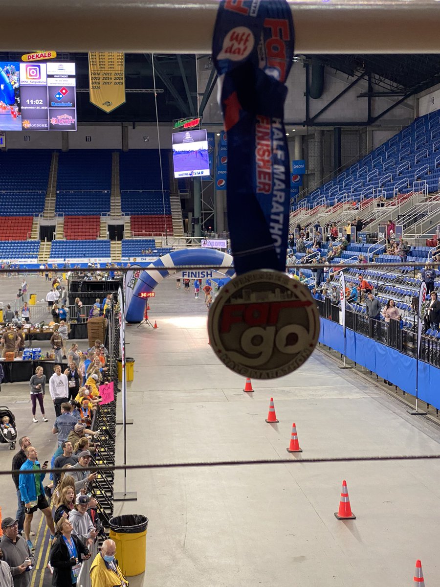 TheOtherLori's tweet photo. It’s #MedalMonday & I have one! It’s been a hot minute! Thanks #fargomarathon for all the fun! Your sign game was strong on the course but the mascara one was by far my favorite. Elvis lives! #runchat #state47 #uffda #megsmiles #hrfit #NDisthefriendliestplaceonearth https://t.co/Ap0sUVKBUg
