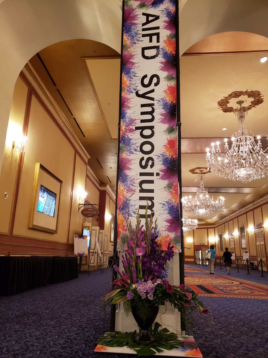 FloralEndowment's tweet photo. Apply for the Arizona Retail Florist Travel Grant by this Friday! - https://t.co/TYEKpRNhjE
#travelgrant #AZ #AZflorist #ArizonaFlorist #RetailFlorist #educationgrant #travel #florist #applytoday https://t.co/M4CZeBySit