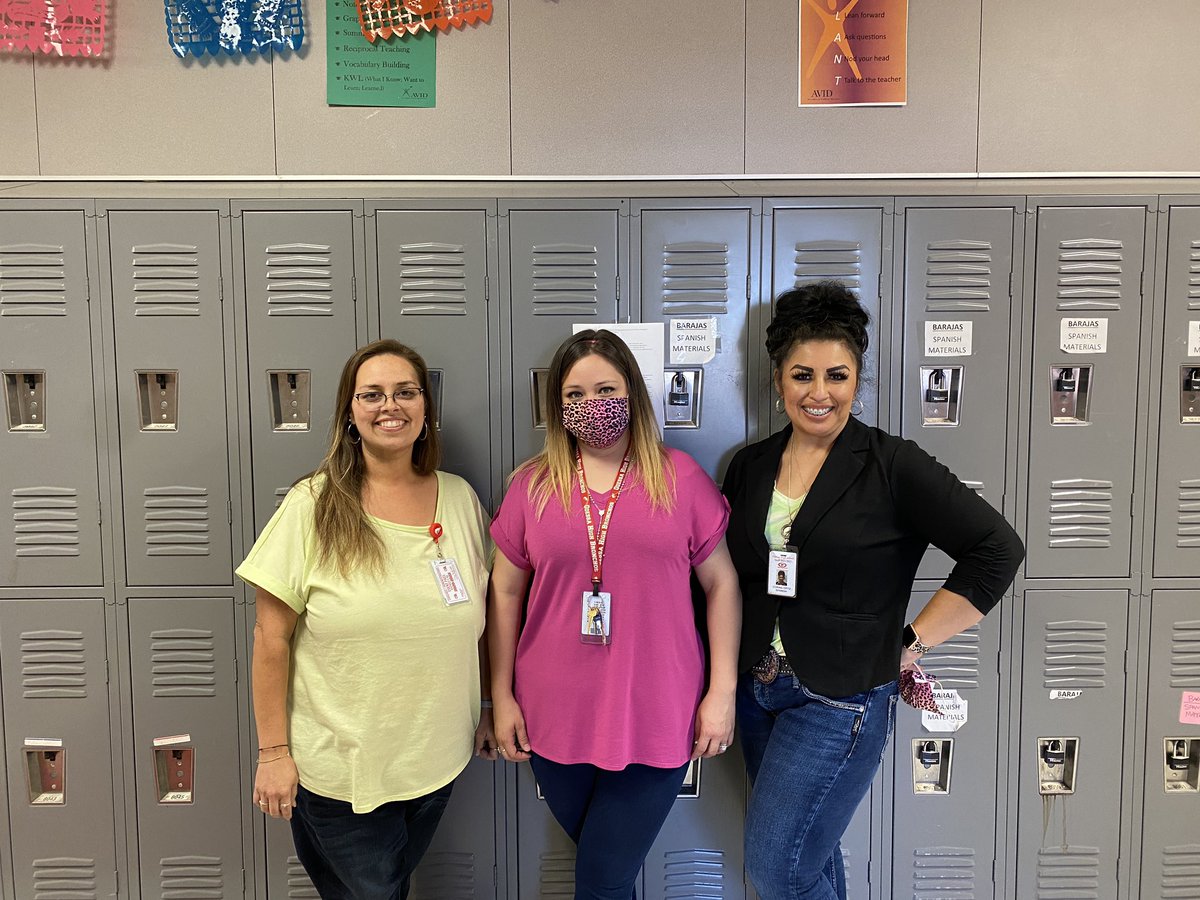 MsYesiB's tweet photo. OHS Homecoming Day 1: Neon Day
@BigRedBronchos @BronchoNews #OHSHoCo https://t.co/iwfPs76zZO