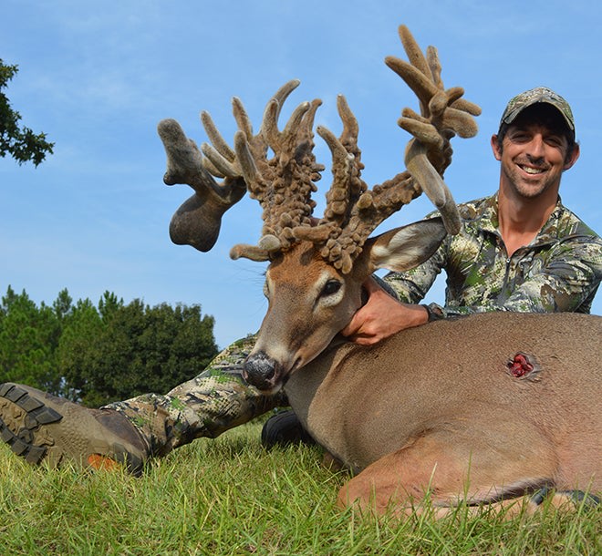 outdoorsmencom's tweet photo. Benny Overholt of Marshallville, Georgia harvested this gnarly looking buck that never shedded his velvet! Have you ever seen a buck like this? 🦌
-
Tag us in your pictures using #huntpost and #huntpostsocial for a chance to be featured! 
-
-
#hunting #deerhunting #georgiahunting https://t.co/YxDRgqU23a