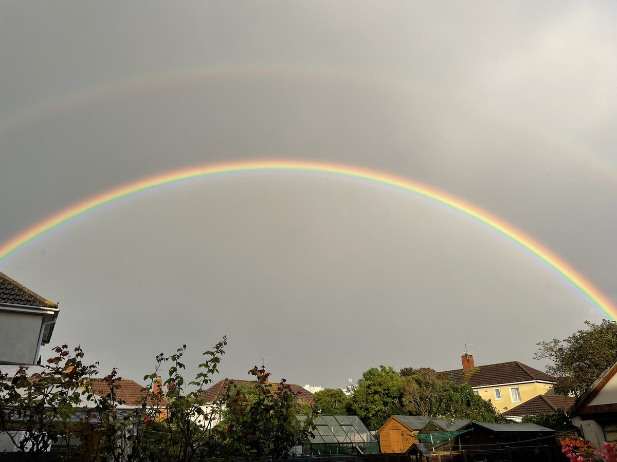 IrishAshyT's tweet photo. double rainbow brightening up a very grey sky 🤩🌈 #itssobeautiful https://t.co/Ry9eXmn46V