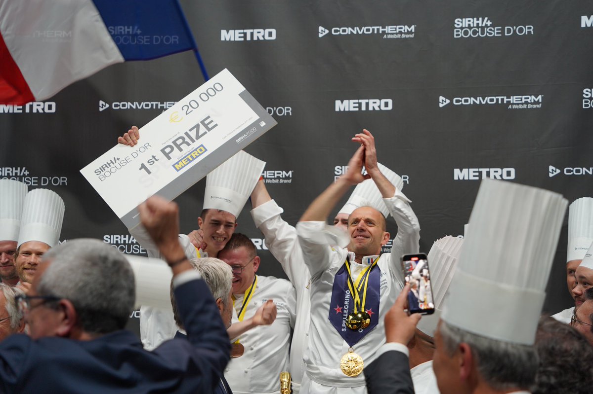 And the Bocuse d'Or 2021 winner is Team France 🇫🇷 🥇  led by their candidate, Chef Davy Tissot

#bocusedor #sirhalyon #lyon #roadtolyon @sirha_lyon <a href="/SirhaFood/">Sirha Food</a>