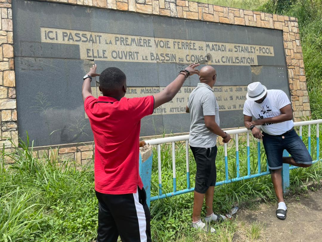 "Voir le Congo profond de ses yeux est mille fois mieux que n’importe quel rêve."
Agréable fin de journée mondiale du tourisme à tous nos compatriotes.