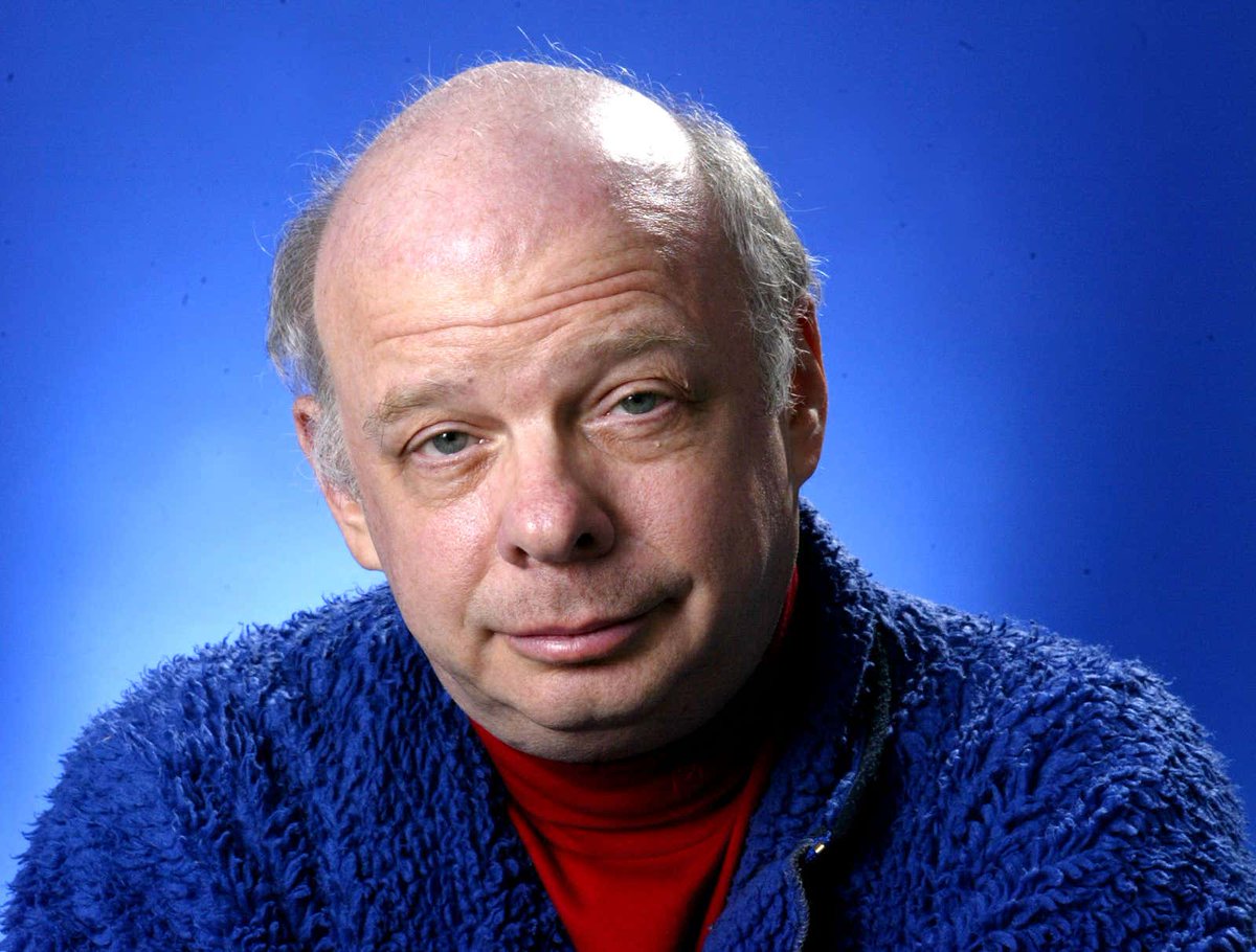 Wallace Shawn Emerges As Frontrunner To Replace Daniel Craig As James Bond bit.ly/3zJ2uaR