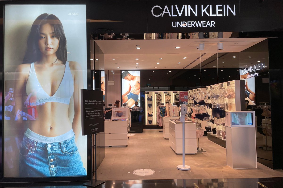 BLACKPINK CANADA 🇨🇦 2.0 on Twitter: "#JENNIE x Calvin Klein ads at DLF  shopping mall in Noida, India, ION Orchard and HarbourFront shopping malls  in Singapore cr. stellarhyun, blinkeeeeuu and ONLYJENNIEPH JENNIE