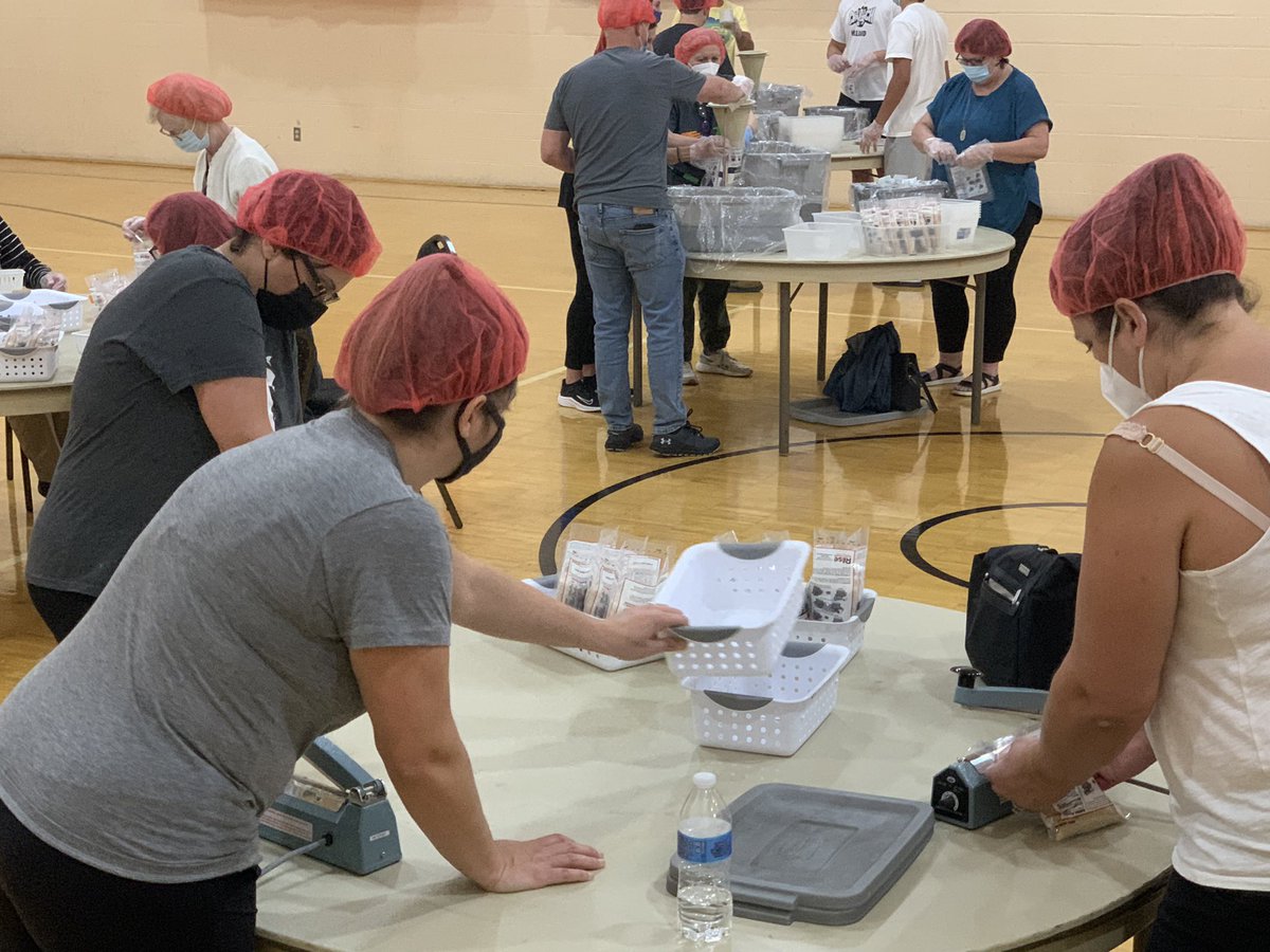 ColsGreekFest's tweet photo. Happening NOW!!! We’re making 13,000 meals with Rise Against Hunger to combat global food insecurity. https://t.co/obq3mPf7ch