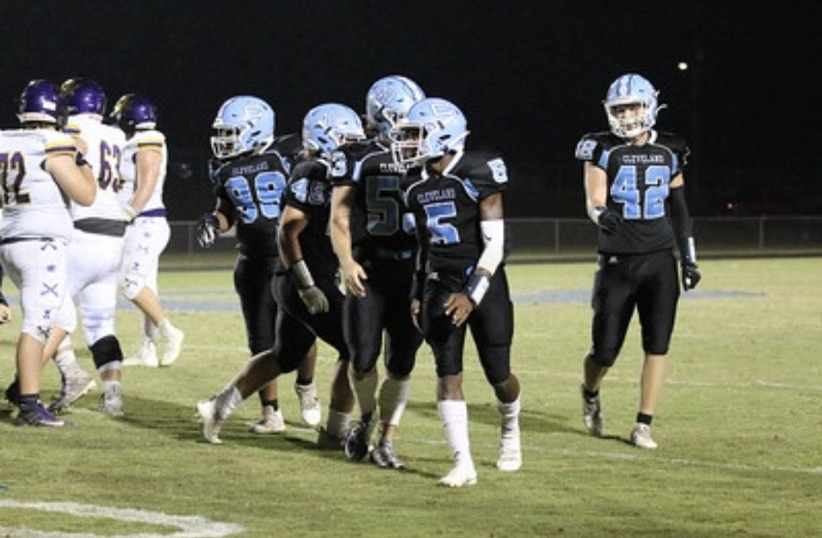 Freshman year highlights🕺🏽: hudl.com/v/2FKsc0