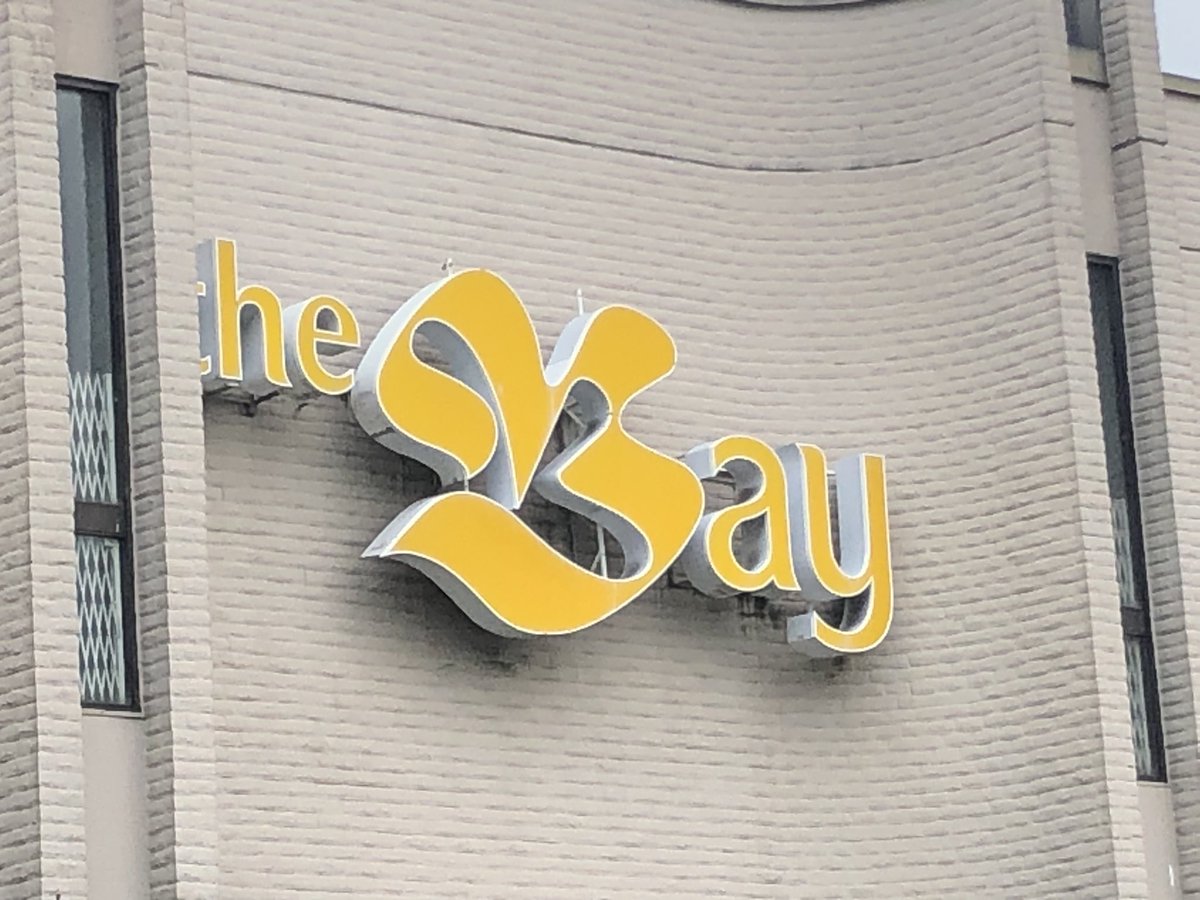 2/2 Un porte-parole de #laBaie a déclaré que la compagnie reconnaît son histoire coloniale mais c’est associé à la Société Orange Shirt, qui aide les survivants et aide à sensibiliser et à qui 100 % des profits seront remis. #OrangeShirtDay2021 #icicb