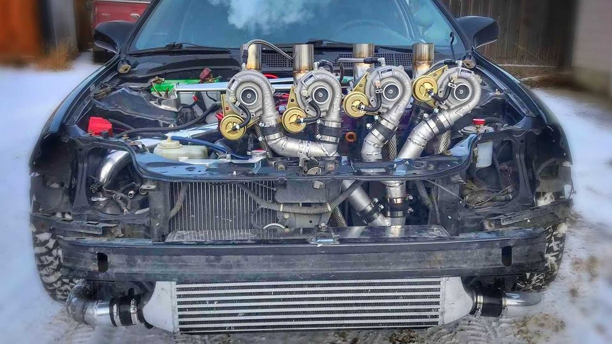MattV78's tweet photo. @theseoldcars Sure you could squeeze a few more in there somewhere... https://t.co/2em21To1cN