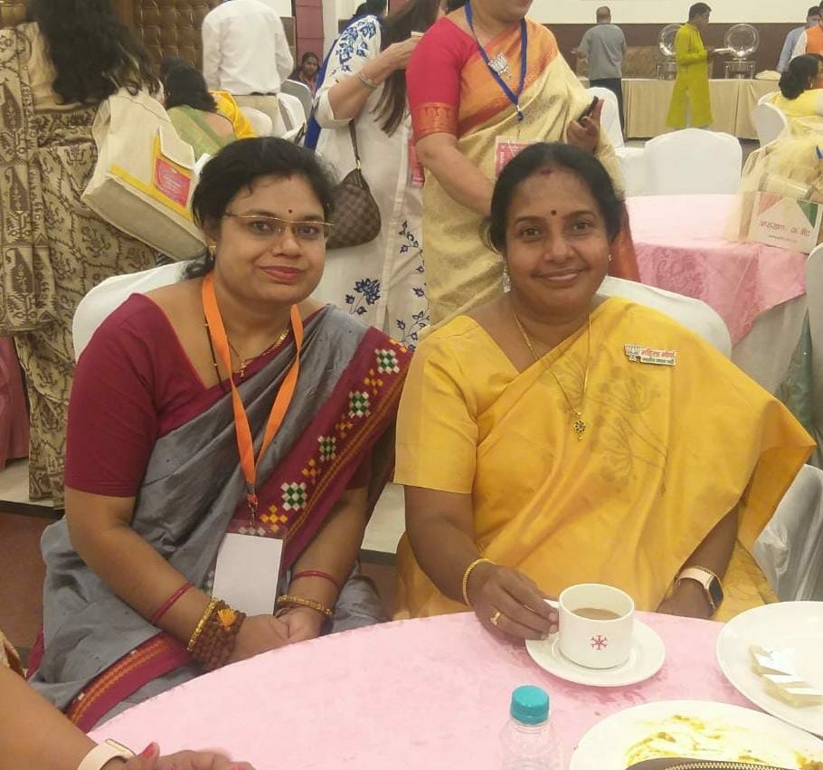 SujataPadhyBJP's tweet photo. Satisfaction comes when one receives some words of appreciation from your leader and guide. Thank you @VanathiBJP Akka for your trust in my activities.
@blsanthosh @BJP4India https://t.co/2UKGg8ezow