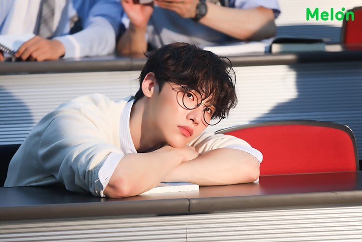 Ab6ixColombia's tweet photo. [FOTOS] 27.09.2021 @melon

Jacket Behind 'MO' COMPLETE de Genie - Jeon Woong.

MT💕

#AB6IX #Woong #Donghyun #Woojin #Daehwi #MOCOMPLETE #김동현 #박우진 #이대위 #에이비식스 https://t.co/HsaLZqoxHn