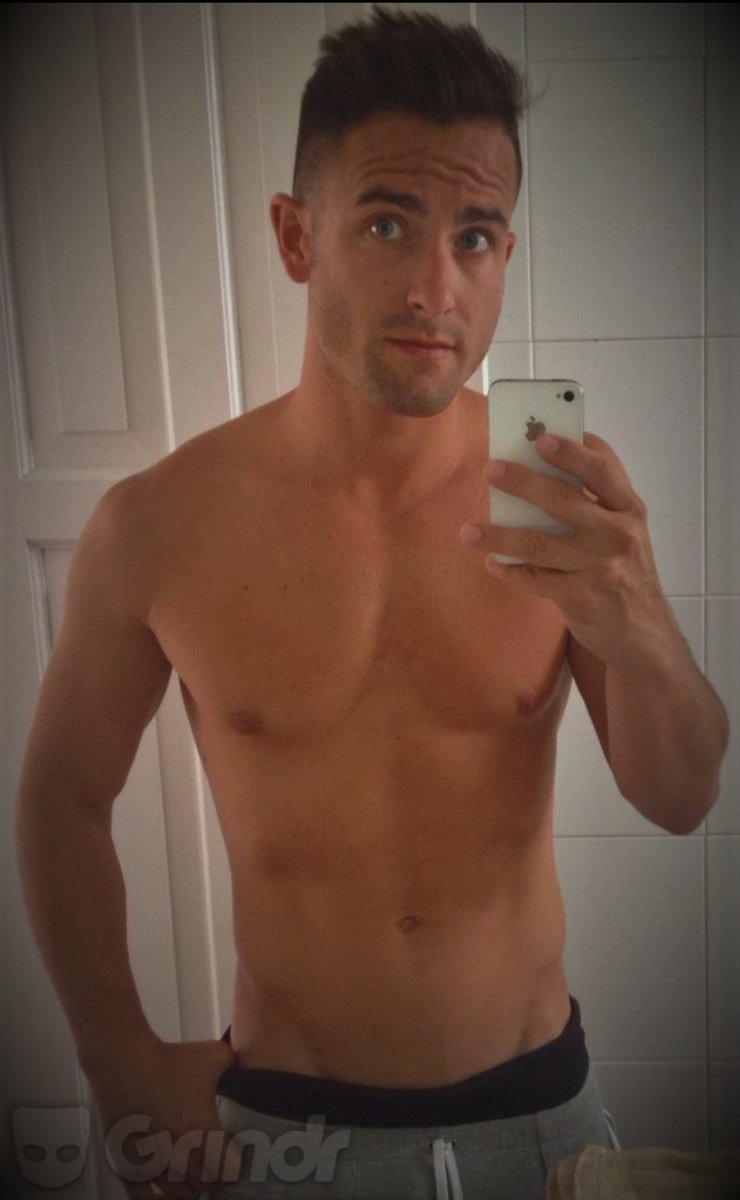 hotguysofgrindr's tweet photo. Check out more Hot Guys of Grindr on https://t.co/zERsHV6apg! #hotguys #grindr https://t.co/SxQjZijeru