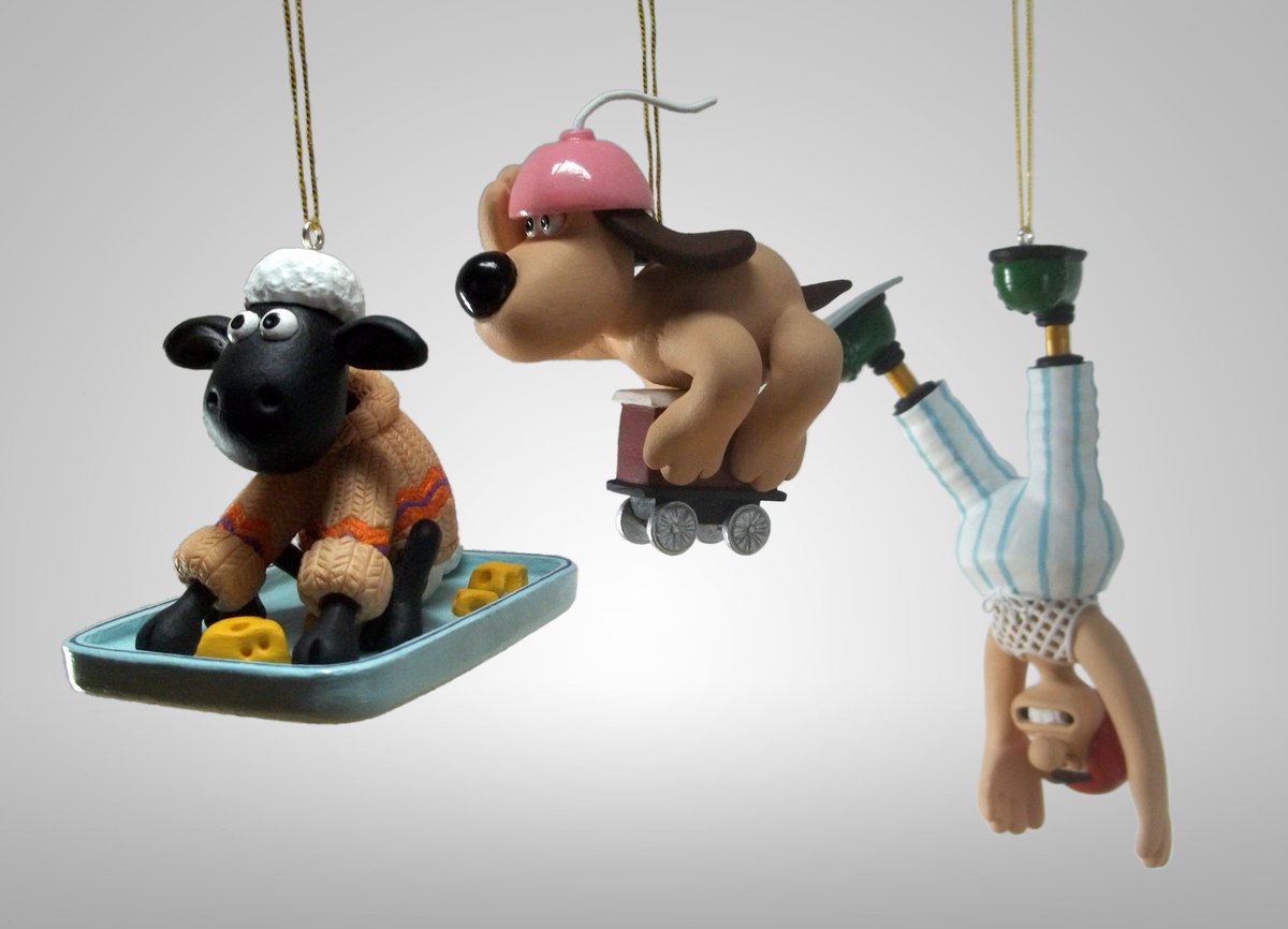 Alistu_ART's tweet photo. Here's a #commission I created for Christmas 2020 of Wallace, Gromit, and Shaun from @aardman as tree ornaments.
Each figure is #fimo #polymerclay hand painted with acrylic paints and sealed with varnish. https://t.co/ovVSaZ6adA