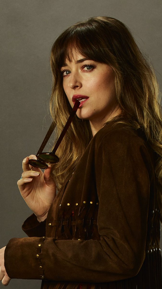 Kevin10919728's tweet photo. DAKOTA JOHNSON https://t.co/dhx3E3jT1g