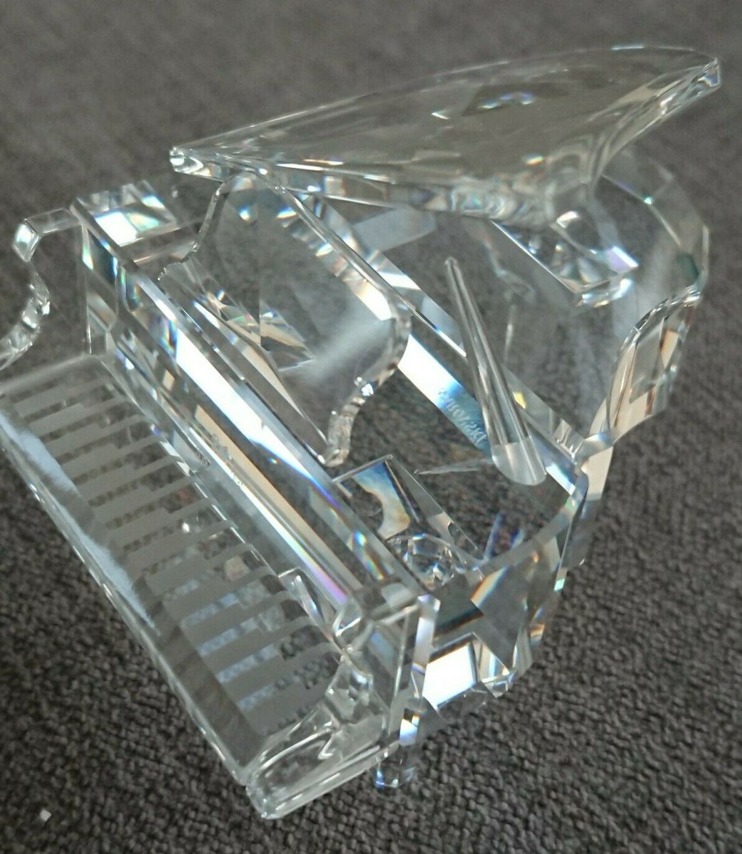 curiosities925's tweet photo. Hello &amp; for any #Pianist's practising today how about this for some #Motivation? 

A stunning #SwarovskiCrystal #Piano in excellent tip top condition would inspire you to keep going through those tricky times...

https://t.co/i0eFmdpf13

#Unique #ClassicalMusic #Pianomusic #RT https://t.co/e2mVFU5Mmh
