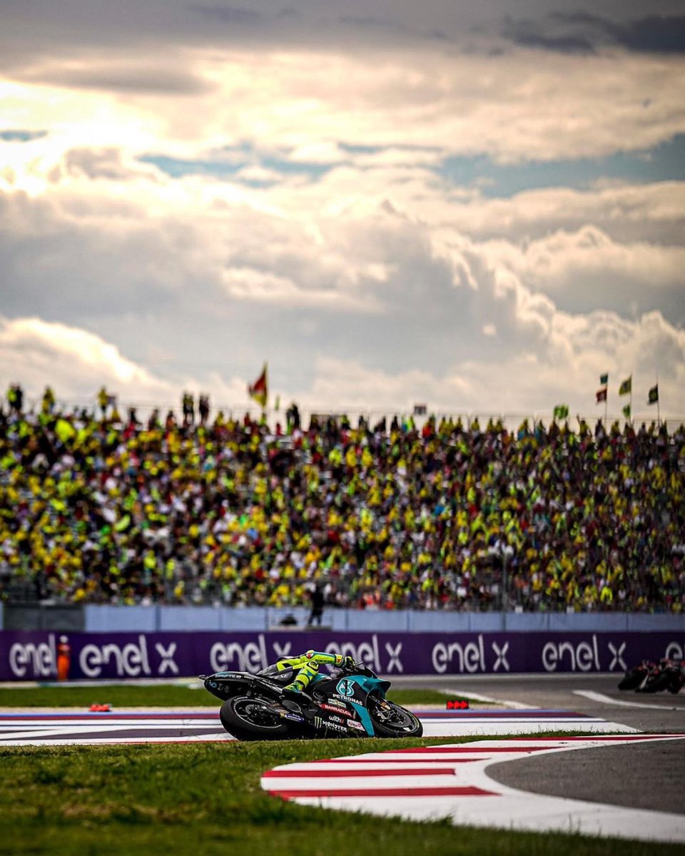 ValeYellow46's tweet photo. Grazie Misano! https://t.co/CGHlKRLOPk