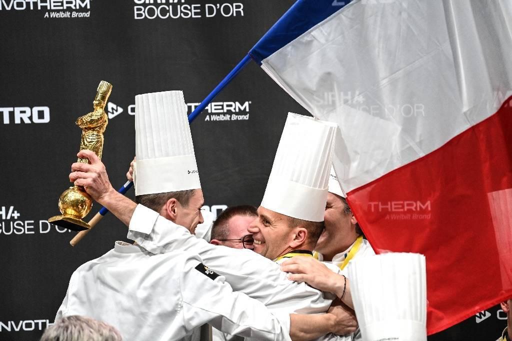 Nice_Matin's tweet photo. La France remporte le Bocuse d'Or 2021 https://t.co/a3TkhGgL2L https://t.co/FgOVlKxsEW