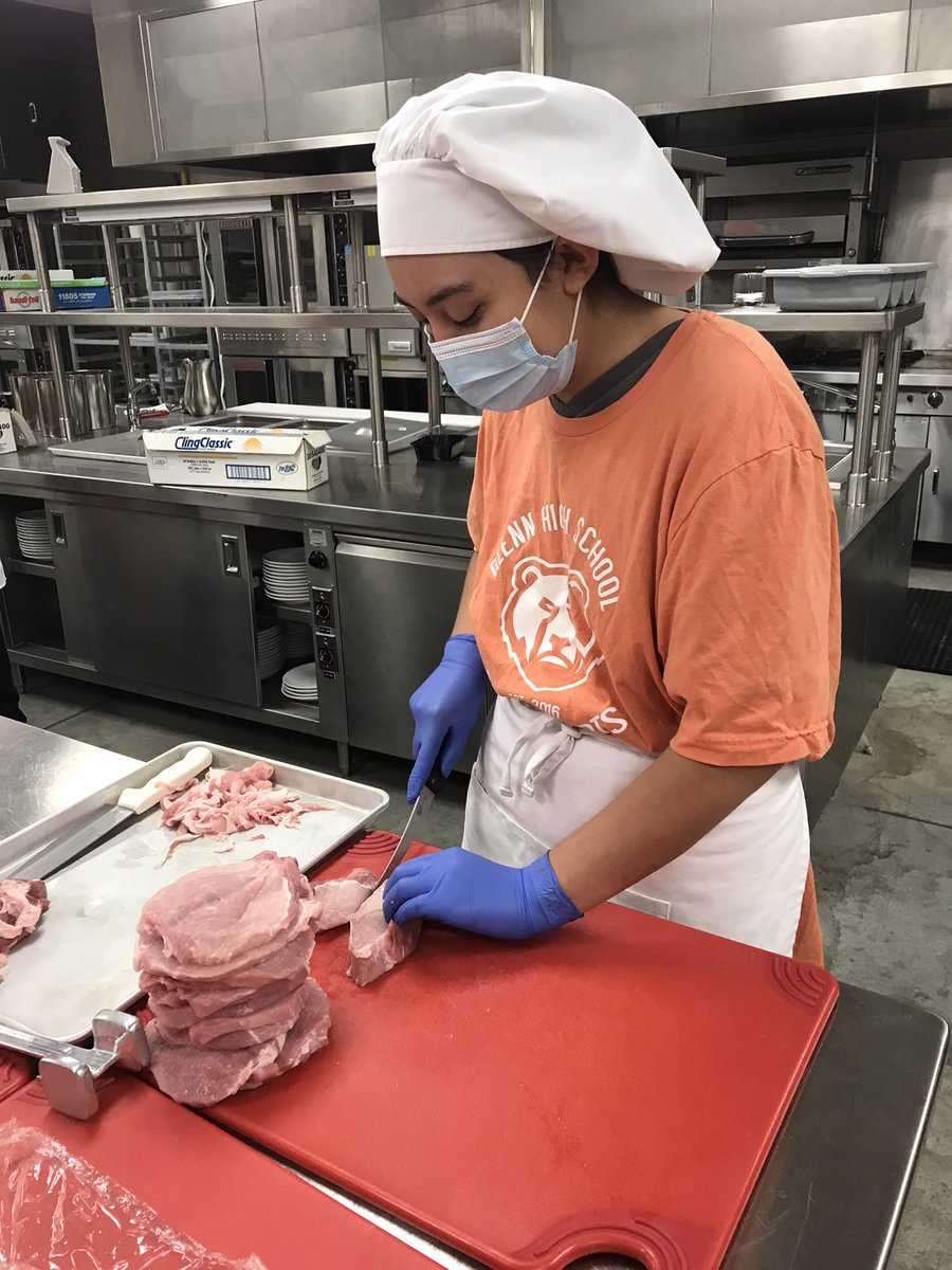 CulinartsGHS's tweet photo. Prep for our 1st Luncheon of the year, It’s time to celebrate with an October fest Menu! https://t.co/P7ZQ2I5mAE
