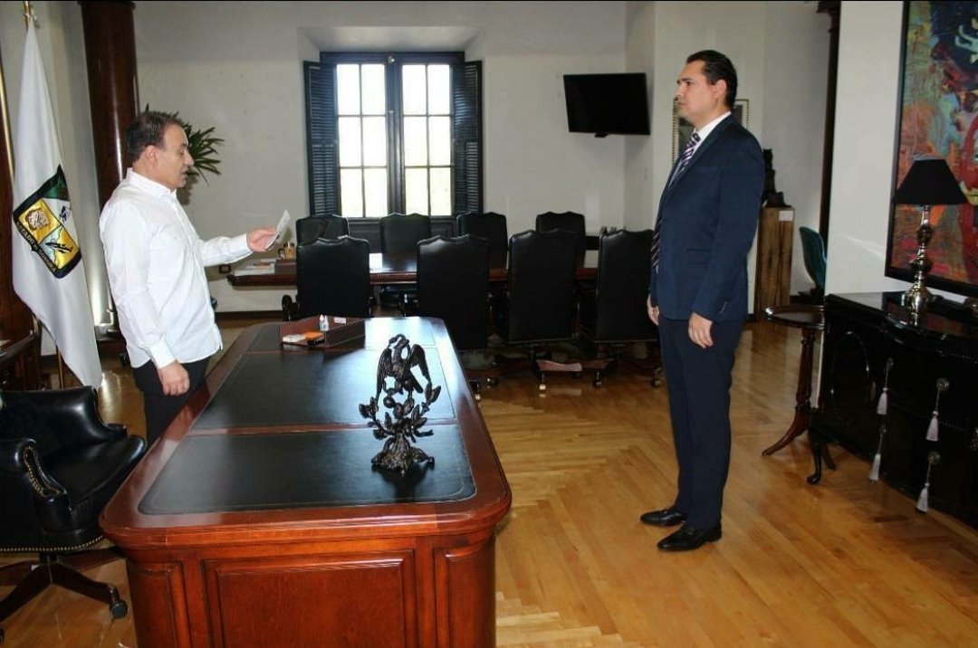 AdolfoSalazar_'s tweet photo. Agradezco al gobernador @AlfonsoDurazo me haya nombrado Secretario de la Consejería Jurídica del @gobiernosonora, nos dedicaremos con toda responsabilidad y entrega a representar al Poder Ejecutivo del Estado, velando en todo momento el interés de Sonora. https://t.co/zweONB0uZo