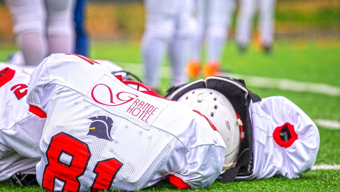 BragaWarriors's tweet photo. Vem vestir a camisola! Be a Warrior! 🏈💪⁠❤️
⁠
Vem treinar connosco! Inscreve-te nas captações a partir do link 👉 https://t.co/WY7aoVqgPJ 👈⁠
.⁠
.⁠
.⁠
#braga #warriors #futebolamericano #bragawarriors #desporto #desportoparatodos  #jointhelegion  #guerreiros #fitness https://t.co/b1IriqdlUr
