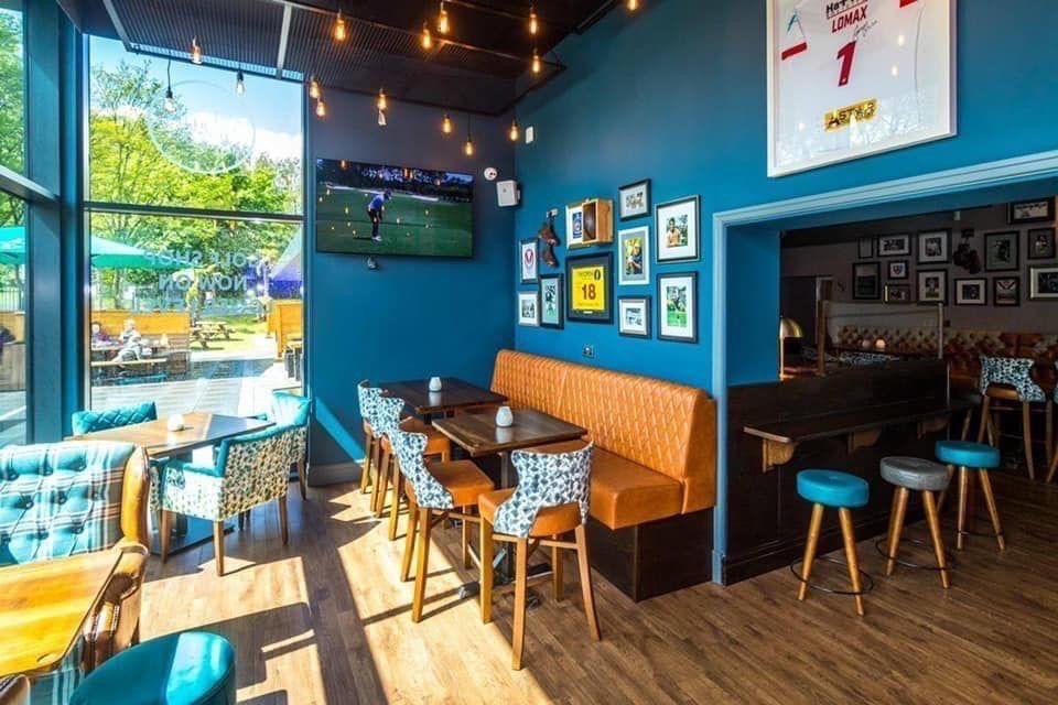 Liverpool travel to Portugal for their latest Champions League game to face Porto and we’ll have all the action live at Coley’s tomorrow from 8pm! Be sure to book your table to join us and cheer on the reds! 🔴⚽️