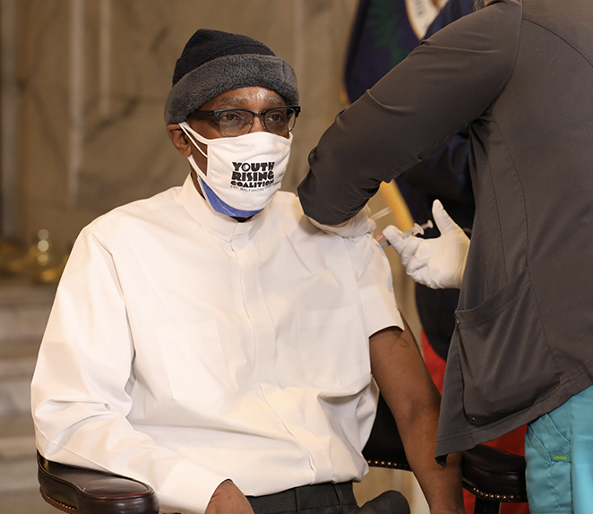 presoutlook's tweet photo. Presbyterian theology offers no religious exemption from the #COVID19 vaccination. 

#PCUSA stated clerk @jherbertnelson issued that formal statement today - offering guidance to pastors  facing questions on the need for vaccinations. https://t.co/2kevDpKBfW https://t.co/E0UvBQIkIu