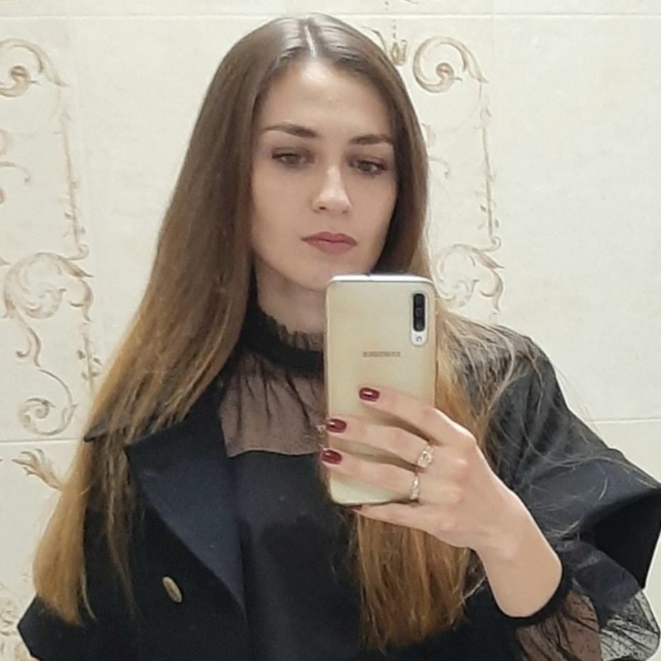 Datingblogorg's tweet photo. Marina is searching for a man among Polish singles. She speaks English. 
She likes traveling, being in nature, eating out.
https://t.co/cfT7dEJ3QQ https://t.co/aO9DwamQjY
