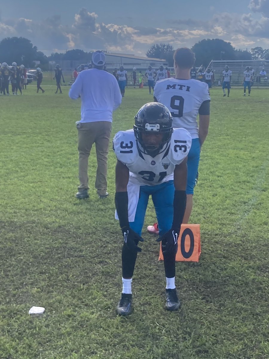 jordanteandre1's tweet photo. #lovethesport 🏈🖤#ncaaID 💯 #beast #lockdown #football AWAY GAME GOING HOME WITH THE DUB🤝 Mti prep https://t.co/H0AyUQGRB9