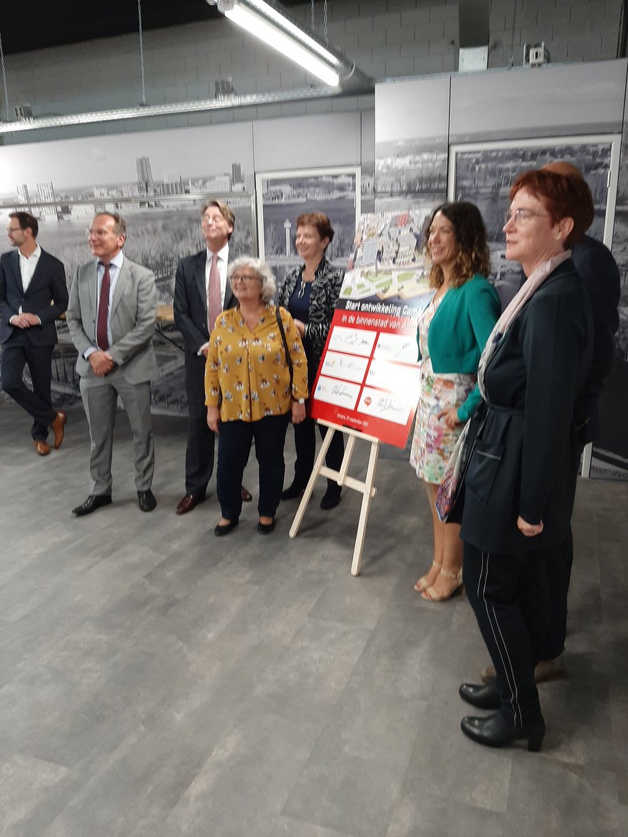 #Almere krijgt een prachtige nieuwe studentencampus, om te studeren, te wonen, uit te gaan, te debatteren en nog veel meer. Windesheim, Aeres, UvA, VU, Duwo en Almere tekenen overeenkomst.