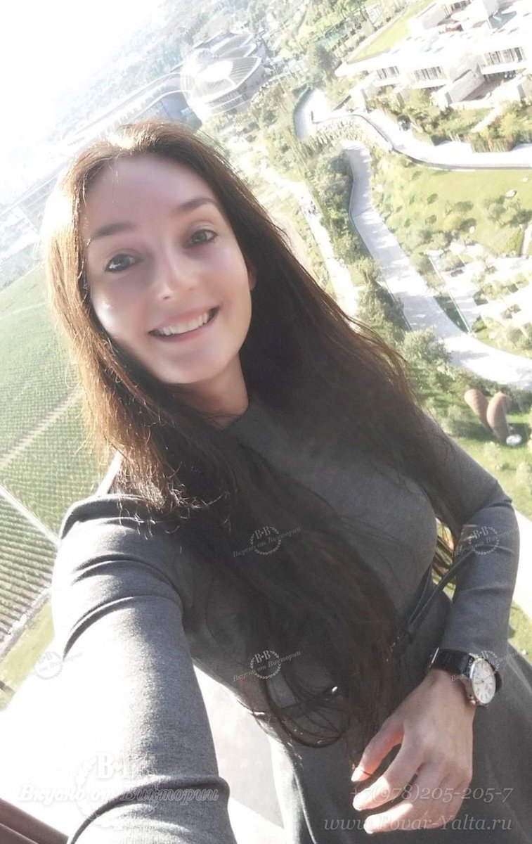 Yalta_Victoria's tweet photo. Осень 🍂 самое загадочное время года... #БархатныйСезон #отельМрия #Mriya_Resort_SPA #Фестиваль_Отражения_Крыма2021 #Праздни��Урожая 
#ВиноградникиКрыма #Вкусно_от_Виктории 
Смотрите вкусную выпечку и мой личный ДНЕВНИК ПОВАРА: 
https://t.co/rb2VKWNeid https://t.co/0yrbhROpLG