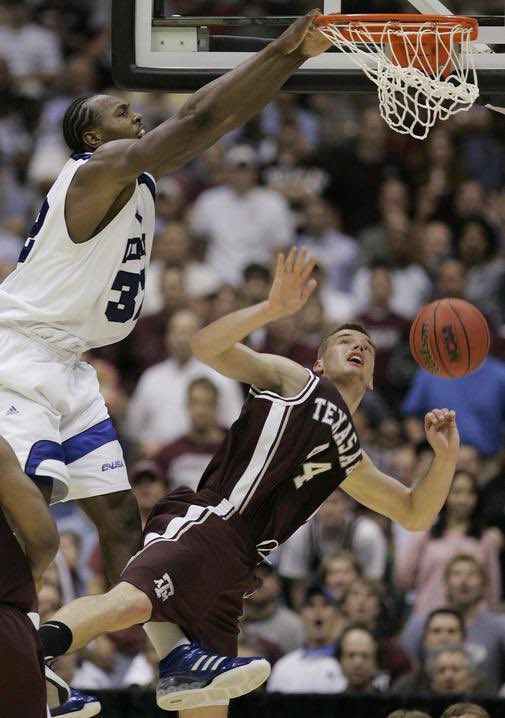 CDunning929's tweet photo. Joey Dorsey. 

Every single time I watch Memphis, I wish I could get one more massive dunk/block by Dorsey. So much power.

Was a force of nature for the Tigers. #GTG https://t.co/XmDSk0pHRQ