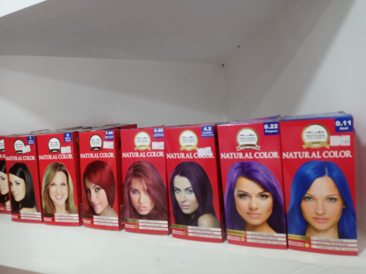 Jheniva18's tweet photo. Tintes, shampoo y acondicionadores, alisados, llámenos 63102976 https://t.co/aenfpkBfzW