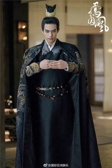MonoOrigin's tweet photo. นึกภาพนักแสดงที่พอจะแคสต์เป็น #จิ้งเสวียน ภาค live action ได้ประมาณนี้ อยากให้เป็นส่วนผสมของเบ้าหน้าและส่วนสูงระหว่าง #หลัวหยุนซี กับ #ซ่งเวยหลง น่าจะไหวอยู่ ฮาาาาาาาา จะหาคนแบบนั้นเจอมั้ยนะ ใครมีแคสต์อื่นที่อยากแชร์บ้างไหมคะ? 

#ตำนานเกาะพิศวง #theislandofsiliang #眷思量 https://t.co/8UzDmazoSh