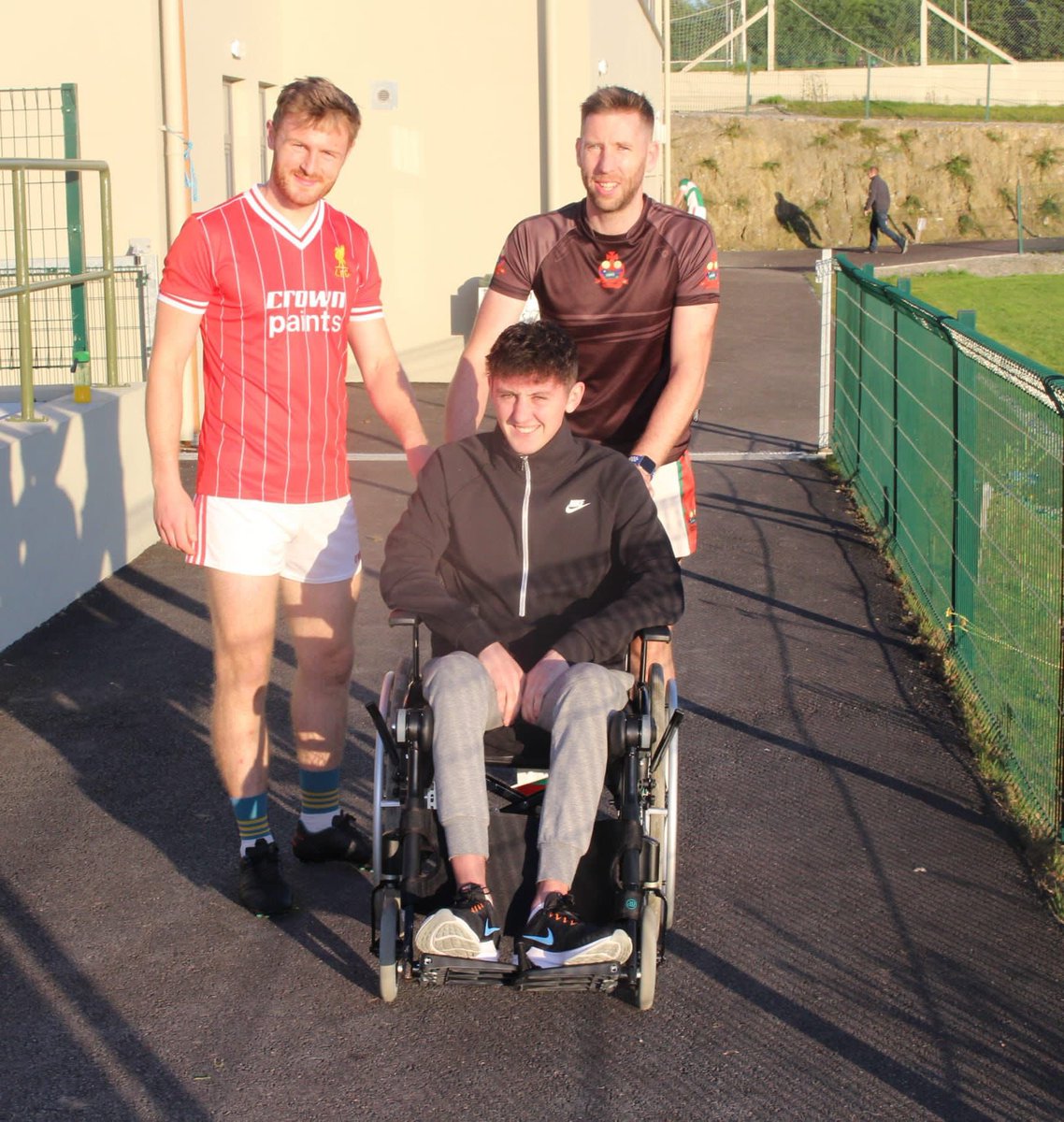 KilcumminGAA's tweet photo. ❤️💚 Please read this post on our Facebook page! ❤️💚 We, as a GAA community can make a huge difference to a service that saves lives! @Kerry_Official @officialgaa @gaelicplayers @Giveblood_ie  https://t.co/erzBJ3iCod… https://t.co/1nii93zWvp