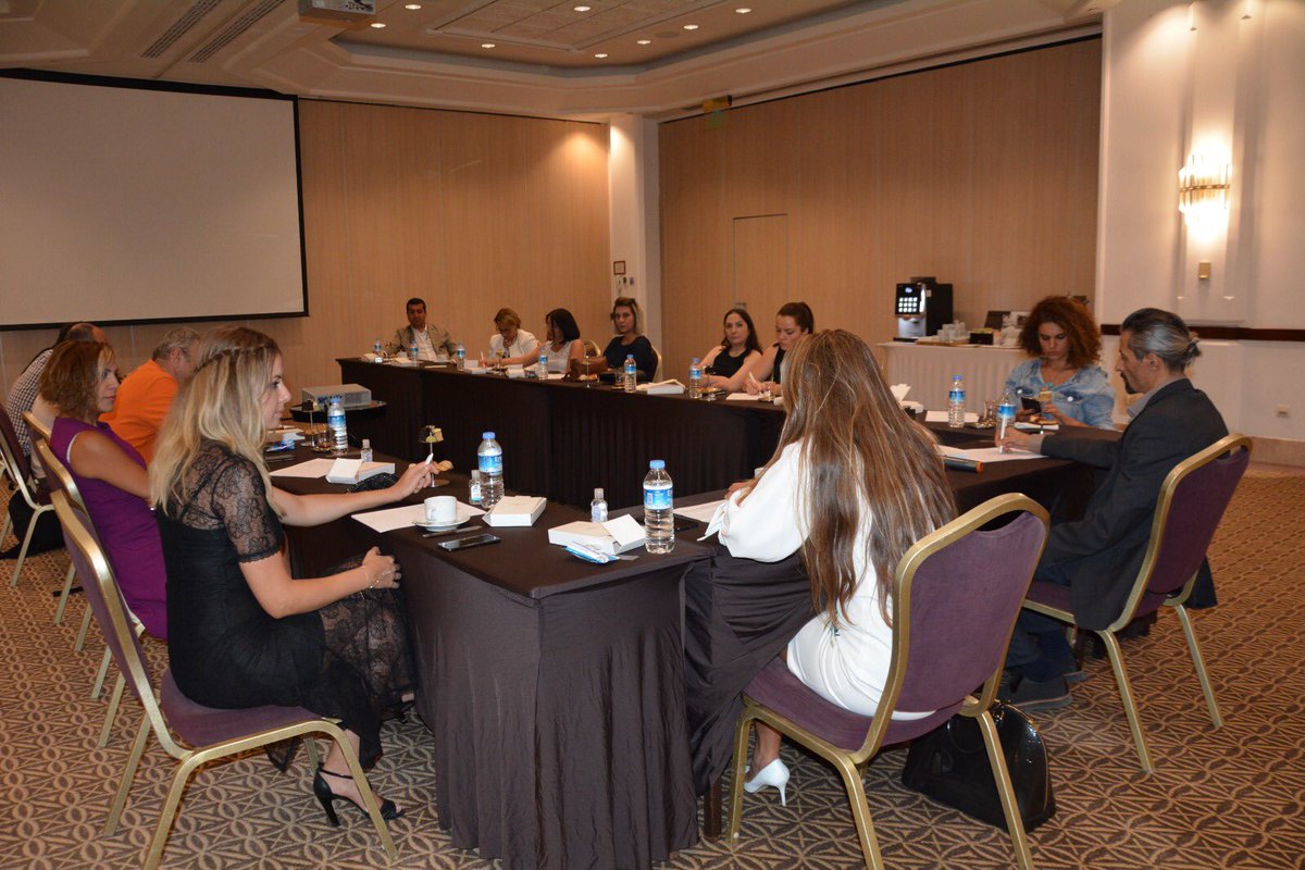 Antalya Tanıtım Vakfı #ATAV Başkanı Yeliz Gül Ege’nin konuğu olduk. Antalya Kadın Müzesi’nden kongre turizmine, gastronomiden şehir vergisine Antalya tanıtımını ve turizm ekonomisini konuştuk. Çok keyifli bir sohbet oldu. Ev sahipliği için teşekkür ediyoruz.