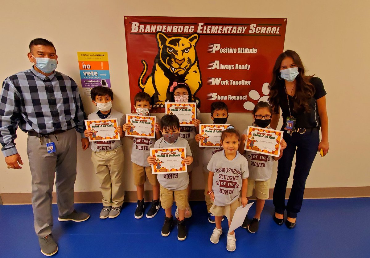 BburgCougars's tweet image. Celebrating our October Student of the Month students! They will be on the announcements &amp;amp; the marquee and will recieve a wristband, certificate and treats! Congratulations to each student!🏫👧🏻🎉👦🏽🥳 @IrvingISD #WeRISEIrvingISD