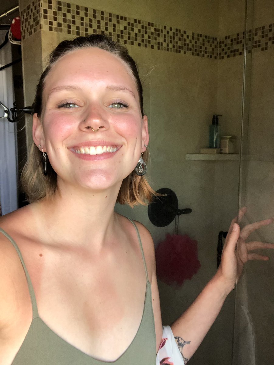 skylereejones's tweet photo. But also https://t.co/OOqMYvRlyI