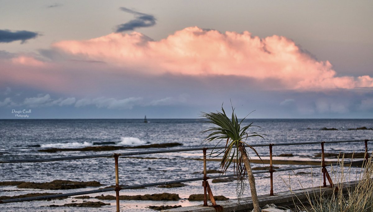 DougieCoullPix's tweet photo. Few pix from tonight.
#buckpool #buckie #moray #scotland https://t.co/bKi5VZavZk
