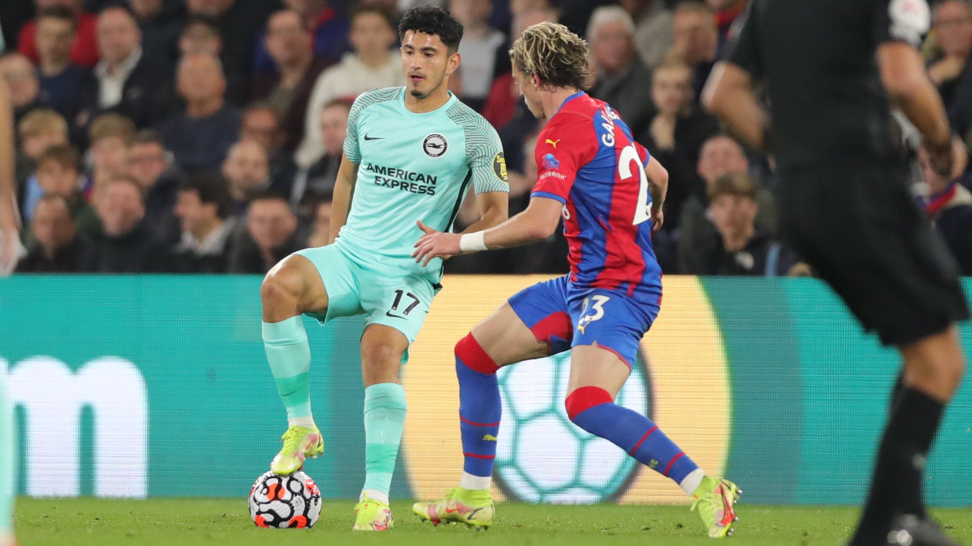 Севилья кристал пэлас. Арсенал брайтон привью. Футбол. Манчестер юнайтед кристал пэлас. Брайтон энд хоув альбион кристал пэлас фк.